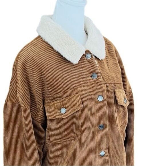 CI SONO tan faux fur lined corduroy button front jacket size M. - Picture 6 of 8